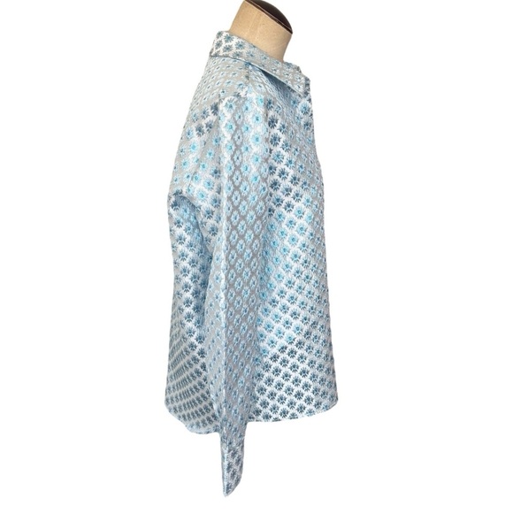 Hill House The James Shirt
Snowflake Brocade Blue/White Small - Picture 6 of 10